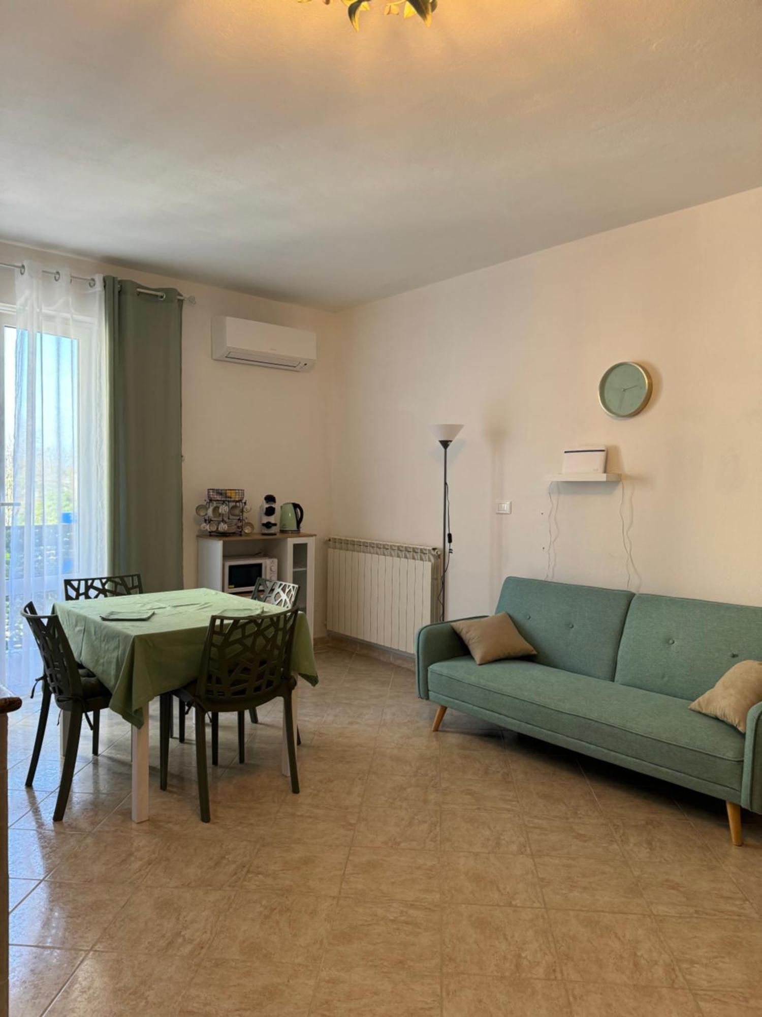 Serravalle Shop&Stay Serravalle Scrivia Ngoại thất bức ảnh