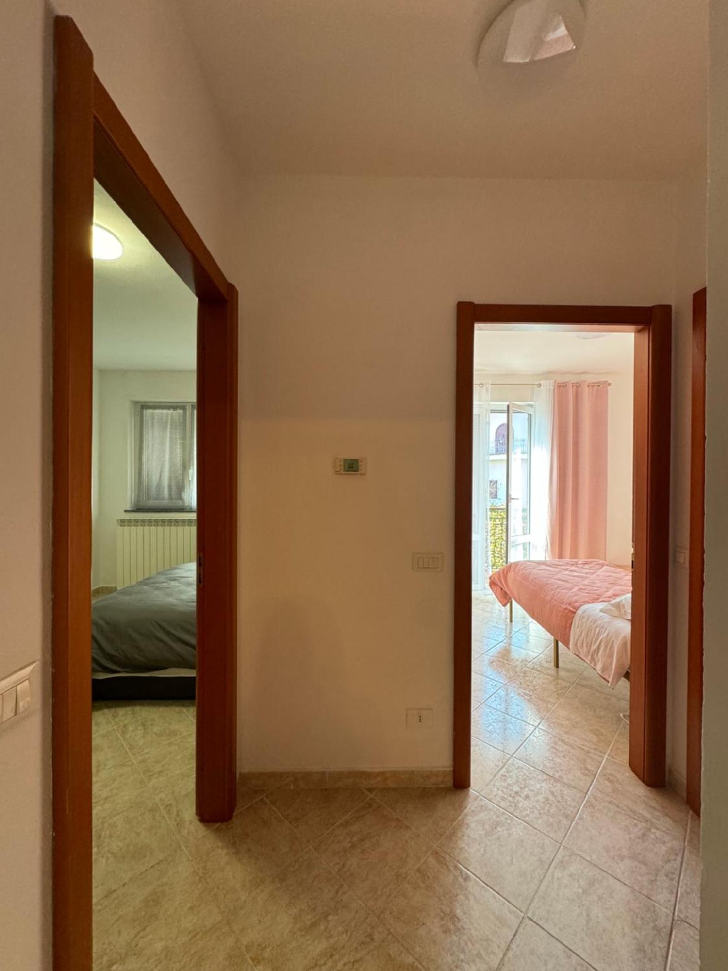 Serravalle Shop&Stay Serravalle Scrivia Ngoại thất bức ảnh